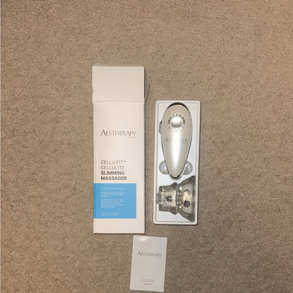 AestheRapy Cellu-Fit Slimming Massager in White and Silver